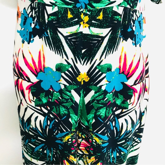 FLYING TOMATO Tropical Floral Ruffle JUMPSUIT Small - Picture 6 of 15